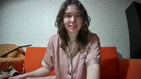 sweetfaina online show from January 7, 3:11 am