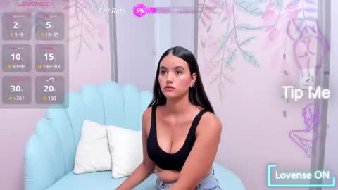 Snapshot of sweetgirl4u_ chatting on February 18, 10:05 am MIA  online show from February 18, 10:05 am