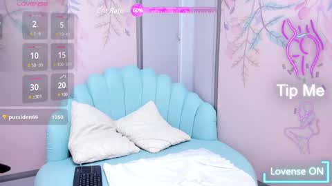 Snapshot of sweetgirl4u_ chatting on February 25, 3:09 pm MIA  online show from February 25, 3:09 pm