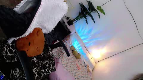 May online show from October 2, 10:58 am