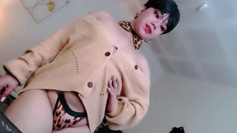 May online show from December 3, 6:41 pm