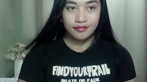 sweetgirly_jessa online show from March 12, 10:24 pm