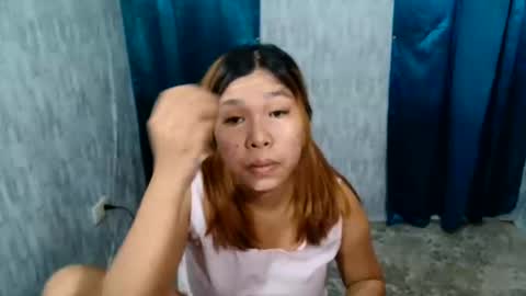 sweethoney_abbey online show from June 2, 12:45 am