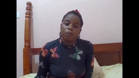 sweetib1 online show from February 14, 6:05 am