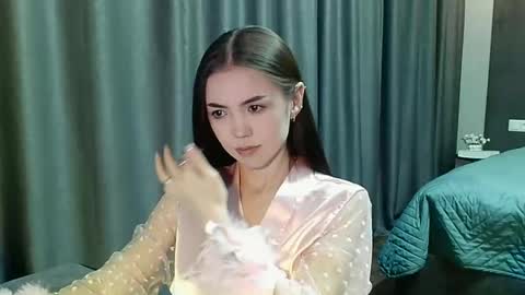 sweetieee_kira online show from November 9, 9:50 pm