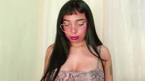 mishel online show from November 23, 4:32 am