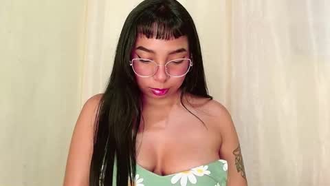 mishel online show from November 18, 4:37 am