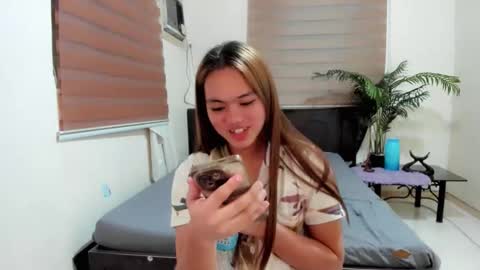 SWEET KEYA online show from March 2, 5:41 pm