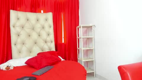 sweetkitty_20_ online show from June 13, 8:30 pm