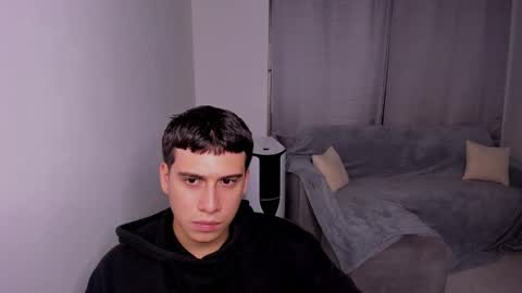 Lian online show from February 24, 8:06 am