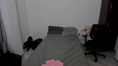 Lian online show from March 15, 3:33 am