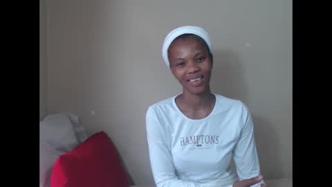 Snapshot of sweetlipss_ chatting on September 20, 10:07 am sweetlipss_ online show from September 20, 10:07 am