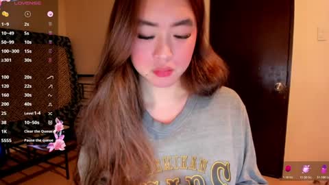 Zoe online show from June 14, 2:52 pm