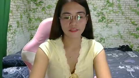 MELY online show from March 4, 11:40 am