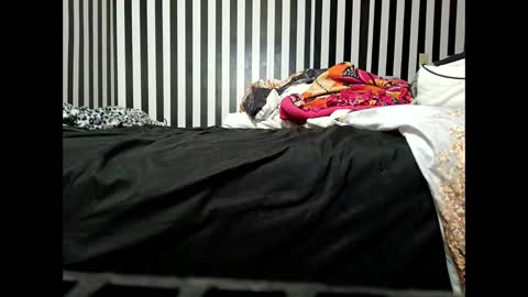 sweetness2532 online show from April 6, 1:58 am