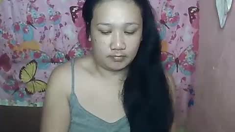 sweetnipples1987 online show from December 3, 8:33 pm