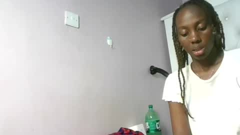 Novah girlie online show from June 14, 2:24 am