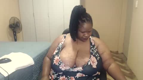 sweetnoziexxx online show from March 3, 9:27 am