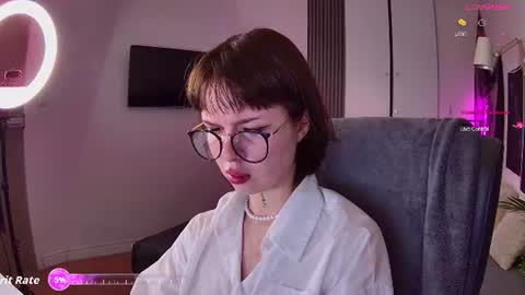 Alice online show from June 19, 8:37 pm