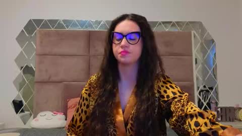 Snapshot of sweetscribe chatting on February 12, 6:40 am SweetScribe online show from February 12, 6:40 am