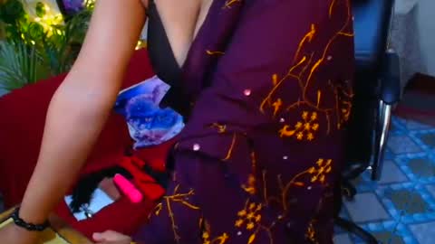 Snapshot of sweetsour18 chatting on September 23, 1:10 am SweetSour online show from September 23, 1:10 am