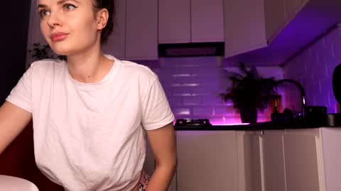 Mari ista  mari etta18 online show from February 13, 11:06 am