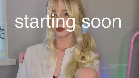 Elis  a little vacation Ill be here Saturday my schedules in bio online show from October 26, 7:31 am