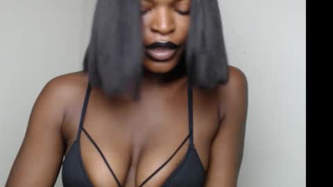 sweetxxboobsx online show from November 25, 9:08 am