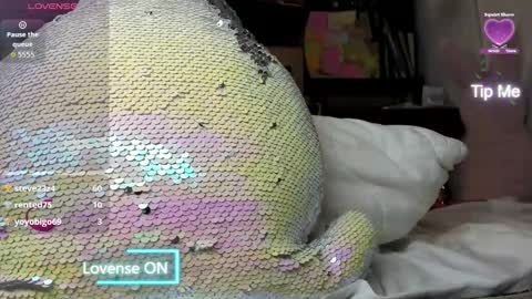 Mia online show from March 6, 10:31 pm