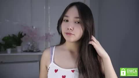 Snapshot of sweetyoops chatting on October 22, 4:59 am Astrid online show from October 22, 4:59 am