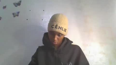 Snapshot of sweetypussy01 chatting on October 13, 6:21 pm sweetypussy01 online show from October 13, 6:21 pm