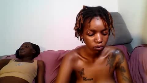 sweetz_candice online show from May 19, 1:56 am