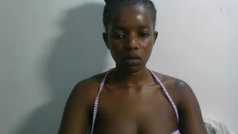 Snapshot of sweetz_candice chatting on September 19, 10:24 pm sweetz_candice online show from September 19, 10:24 pm