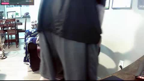 Snapshot of swelteringk chatting on October 11, 11:52 pm Kile online show from October 11, 11:52 pm