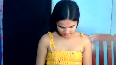 Rhea online show from June 15, 4:43 pm