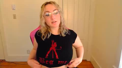 ashley blayde online show from April 12, 9:41 pm