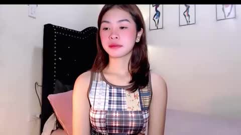 Snapshot of swt_asianholly chatting on September 18, 11:14 am Holly online show from September 18, 11:14 am