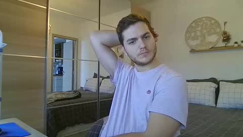 syl092 online show from January 7, 9:36 am