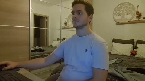 syl092 online show from November 5, 5:37 pm