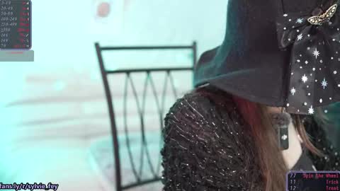 Sylvie online show from November 9, 2:15 am