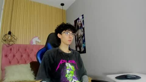 Syriussz online show from February 3, 7:18 pm