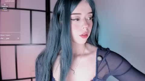 Snapshot of ta_miau chatting on October 6, 9:21 pm Nice to meet you I am Mia3 online show from October 6, 9:21 pm