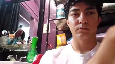 taco_william online show from May 21, 6:25 pm
