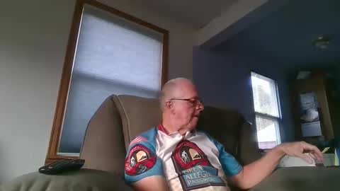 tacrunner66_ online show from October 9, 12:38 am