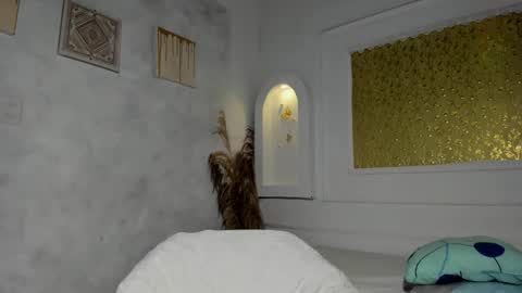 Tahira online show from October 14, 9:07 pm