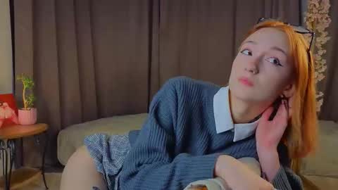 im Lally online show from November 30, 3:46 am