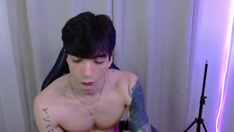 Snapshot of takeru___ chatting on October 26, 4:17 pm takeru___ online show from October 26, 4:17 pm