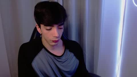 Snapshot of takeru___ chatting on October 1, 10:14 am takeru___ online show from October 1, 10:14 am