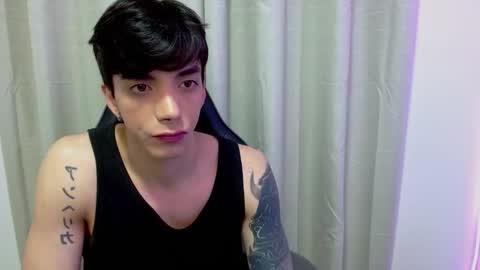 Snapshot of takeru___ chatting on October 4, 12:52 am takeru___ online show from October 4, 12:52 am