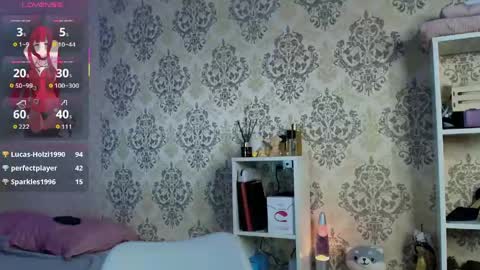 tali_zorah online show from May 3, 9:10 pm